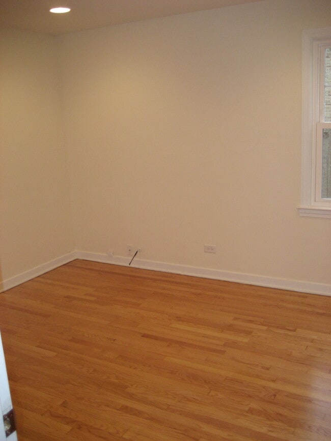 Photo - 9000 La Crosse Ave Unit 1N