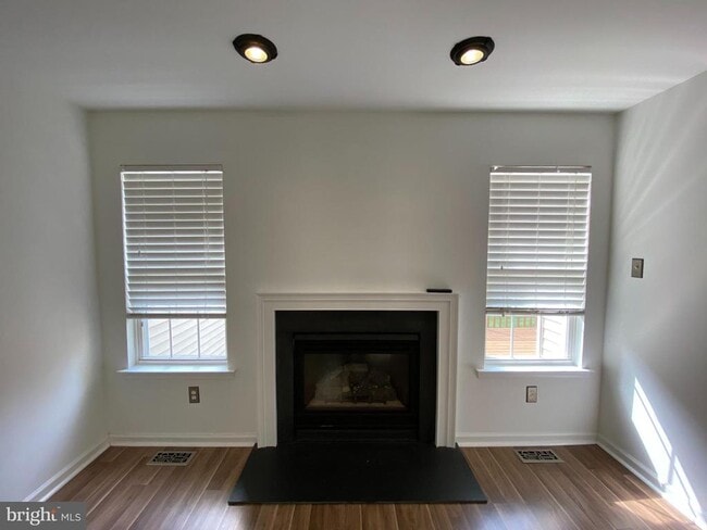 Photo - 3024 Juniper Ln