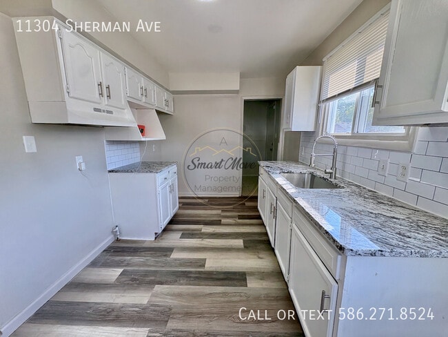 Photo - 11304 Sherman Ave