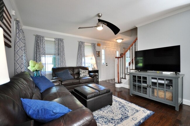 Photo - 100 Ford Ln