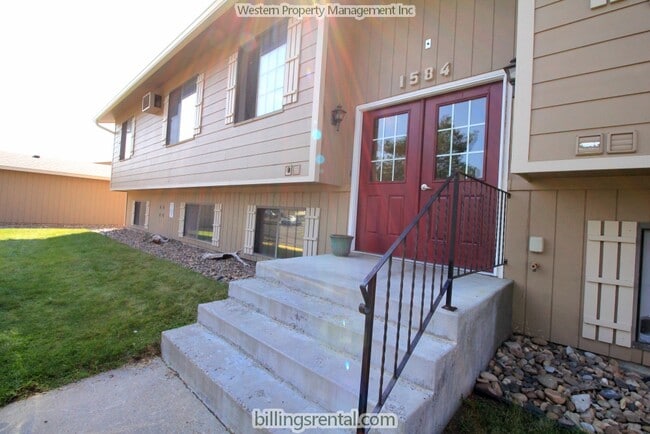 Photo - 1584 Governors Blvd Unidad #3