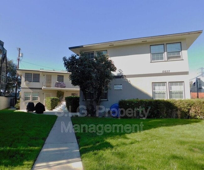 Building Photo - 5637 Strohm Ave Unit #4 Rental