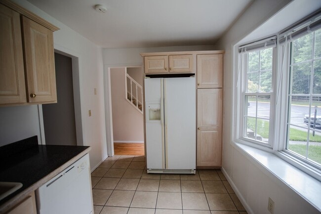 Photo - Spacious Blacksburg Townhome – Prime Location Near VT & Shopping