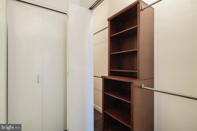 Building Photo - 2101 Market St Unit 4205