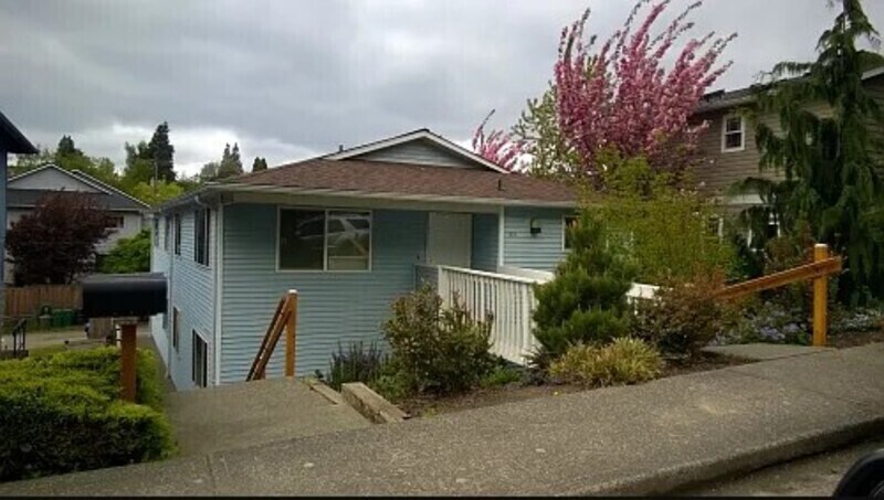 Photo - 5215 38th Ave SW