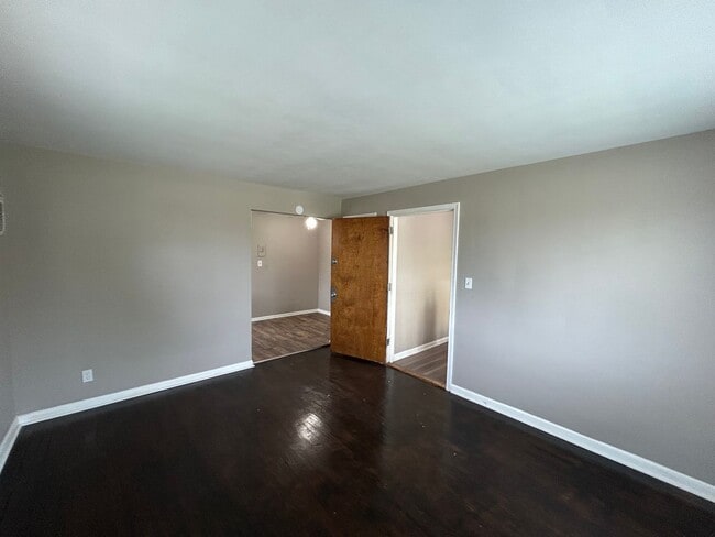 Photo - 7598 Boleyn Dr Unit #4