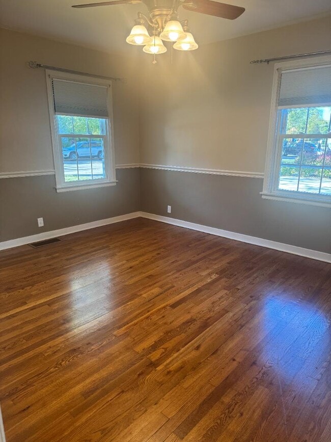 Photo - 2311 Bryan St