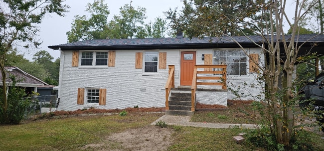 Photo - 1613 Edgemore Rd