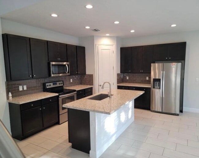 Photo - 9044 Kingsmoor Wy