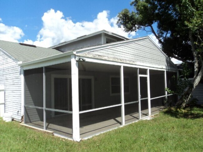 Photo - 3 Bedroom, 2.5 Bath, Garage, Screen Porch,...