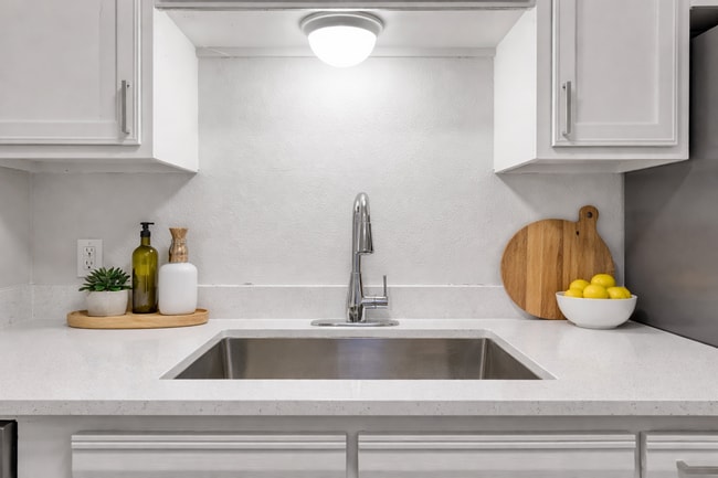 Photo - Legacy @64th