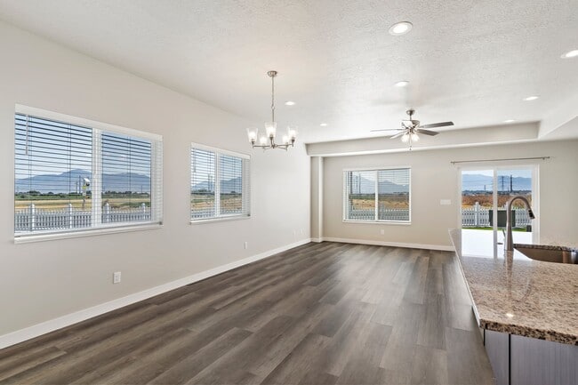 Photo - 2963 S 3525 W