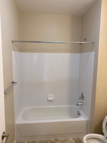 Photo - Beautiful 2BD/2BA Condo with Garage in Par... Unidad 417