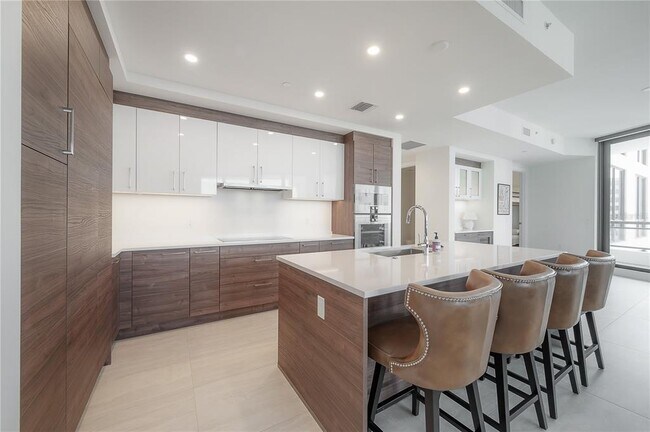 Photo - 2103 Bayshore Blvd Unit 802