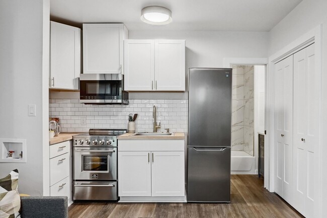 Photo - 2802 Whitis Avenue