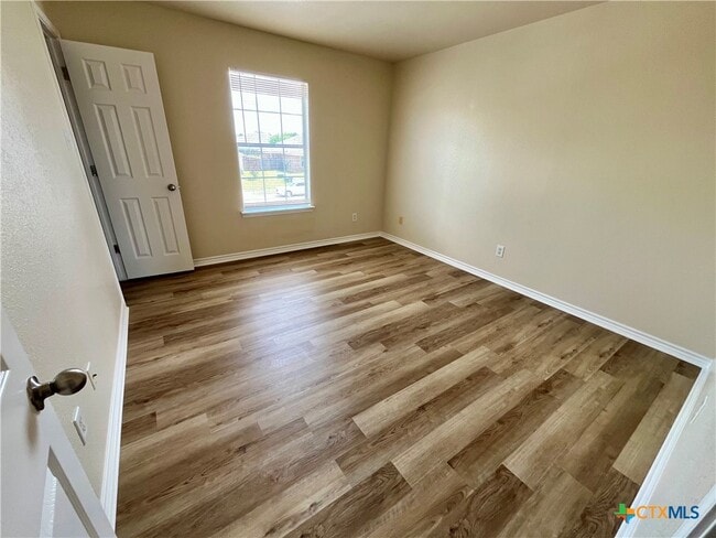 Building Photo - 1307 Cavalry Ln