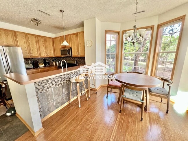 Photo - 3029 Hemingway Tr