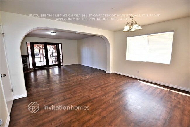 Photo - 1435 W 3rd St