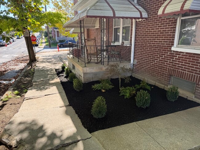 Exterior (Updated) - 81 S Pearl St Unit #2