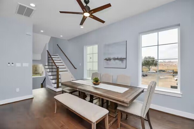 Photo - 3412 Dixie Dr