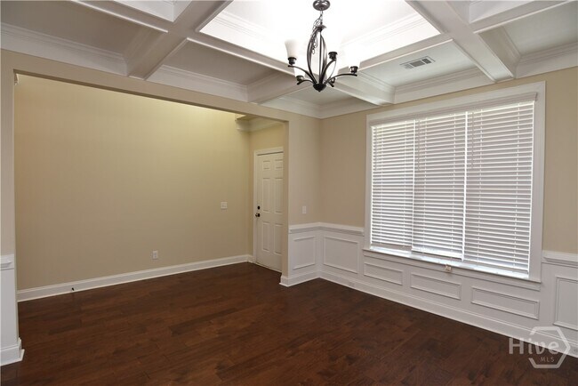 Photo - 215 Beckley Dr House