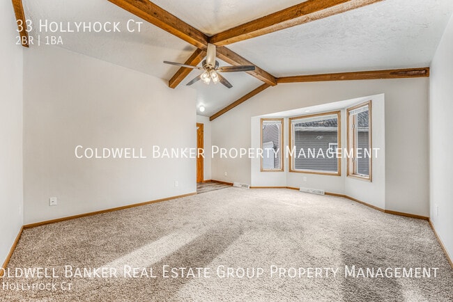 Photo - 33 Hollyhock Ct