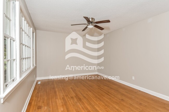 Photo - 1827 Beckley Dr