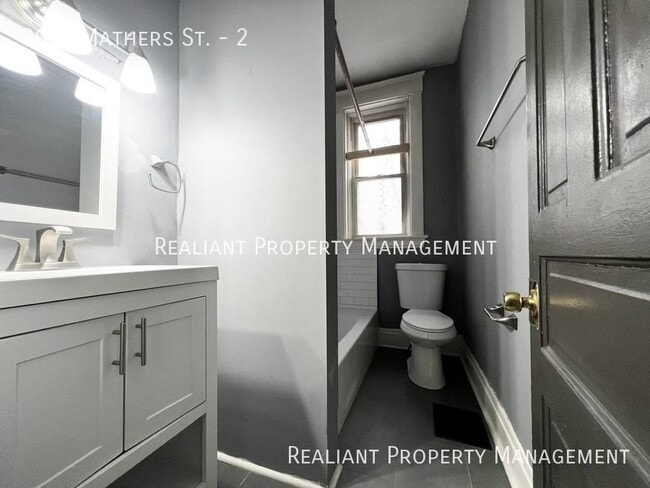 Photo - 3055 Mathers St Unidad 2