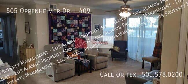 Photo - 505 Oppenheimer Dr