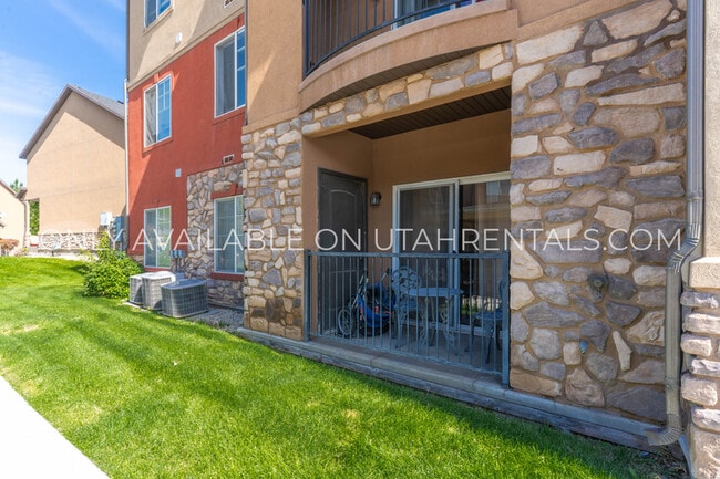 Photo - 343 S 790 W Unit 103