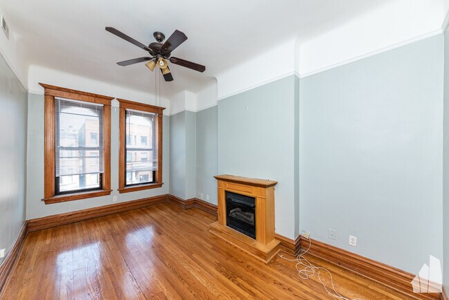 Photo - 907 W Addison St Unidad 2F