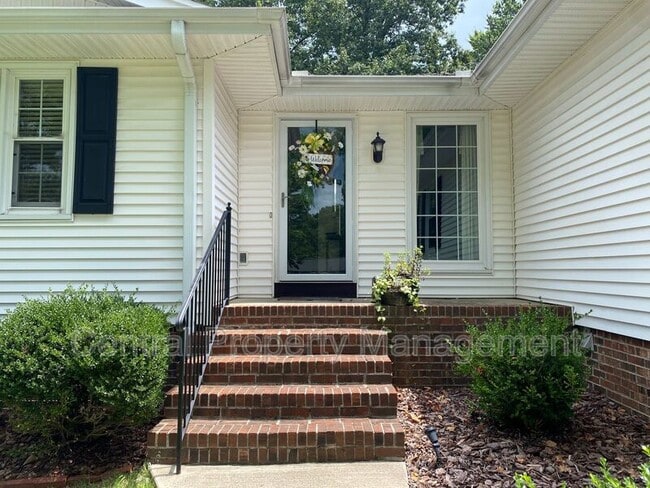 Photo - 4724 Coach Hill Dr