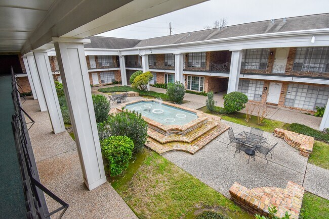 Photo - 5343 Richmond Ave. Unit 17