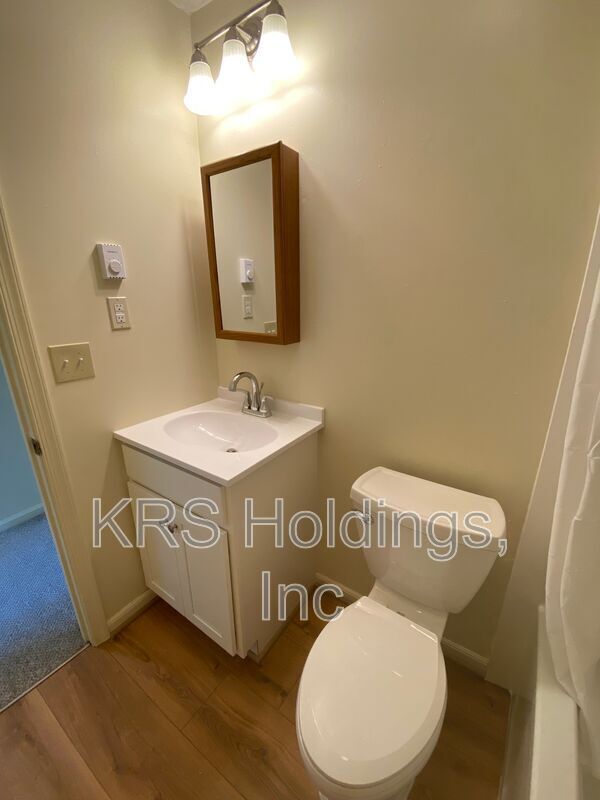 Photo - 425 Mill St