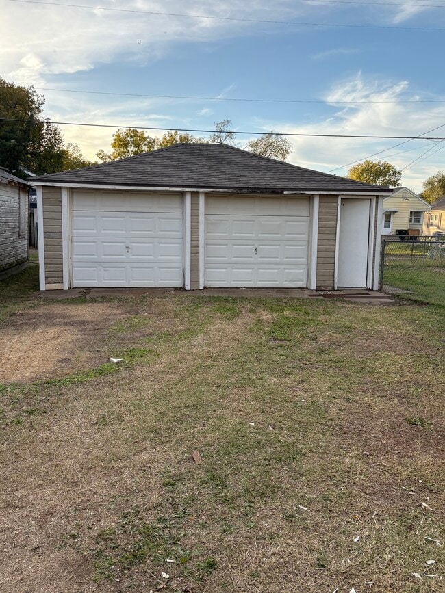 Photo - 918 Sherman St