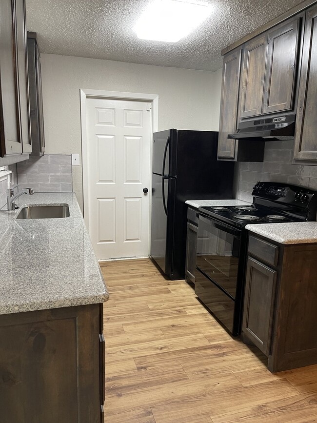 Photo - 509 Sage Trail