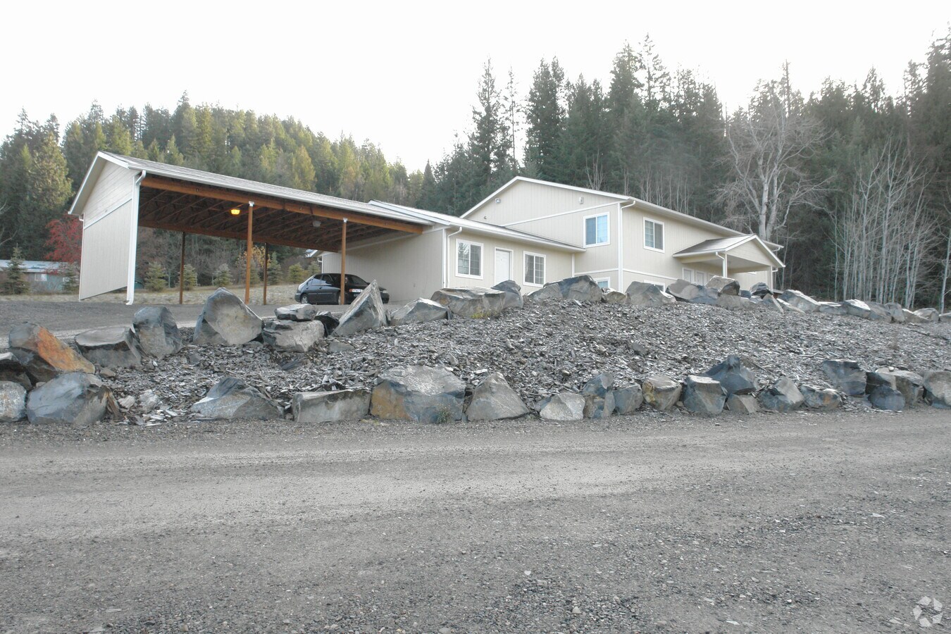Photo - 6956-6958 Evergreen St