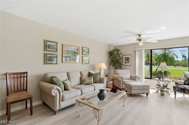 Photo - 5905 Trailwinds Dr Unit 816