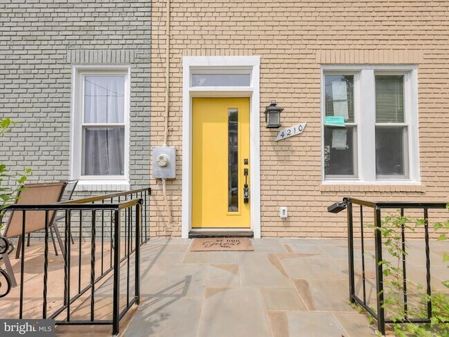 Photo - 4210 4th St NW