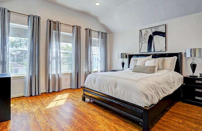 Photo - 311 Bayou St