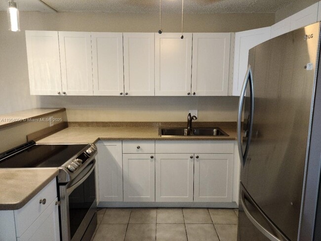 Photo - 395 SE Norfolk Blvd