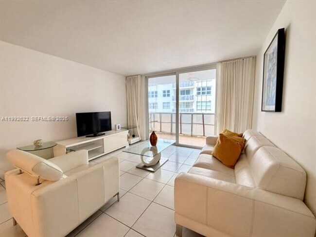 Photo - 6039 Collins Ave Unidad 6039 Collins Ave # 1506