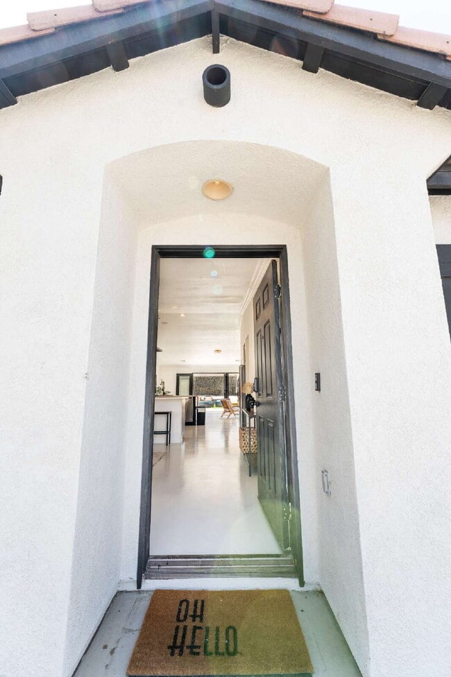 Photo - Coachella 4 Bedrooms Stunner