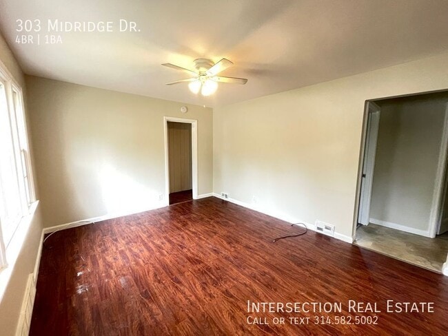 Photo - 303 Midridge Dr