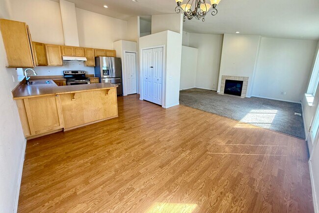 Photo - 3 Bedroom, 2 Bath Home Available!