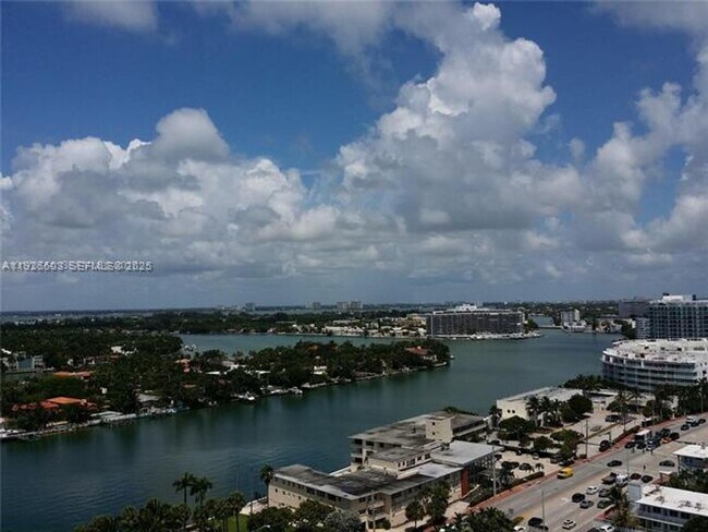 Photo - 6422 Collins Ave Unidad 6422 Collins Ave appt 1802