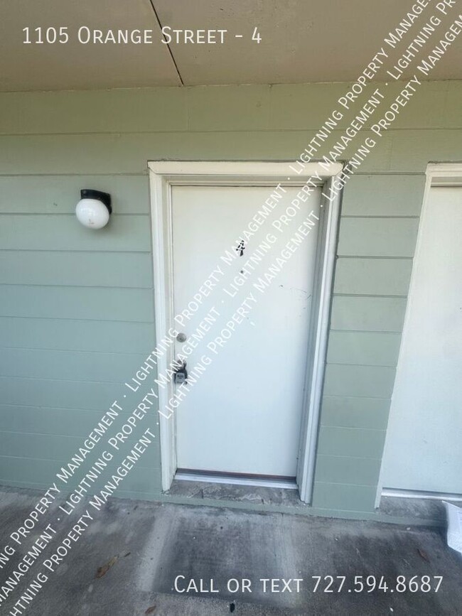 Building Photo - 1105 E Orange St Unit 4