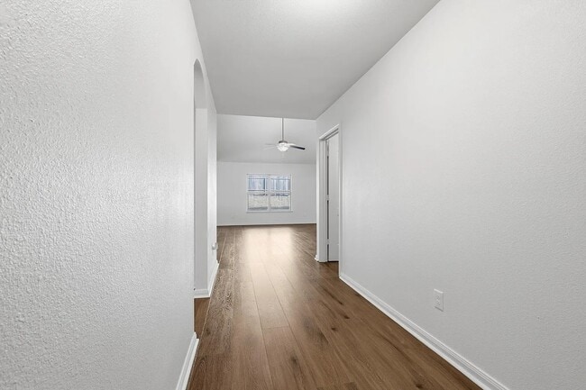 Photo - 4306 Cat Tail Wy