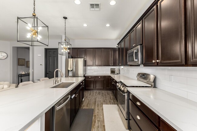 Building Photo - 26814 N 100th Ln