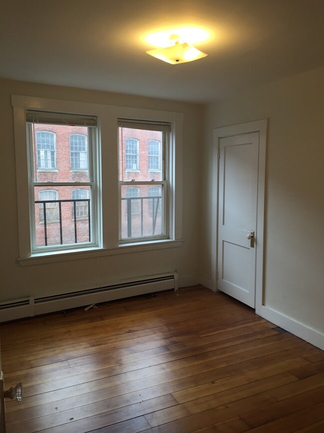 Photo - 29 Main St Unit 2